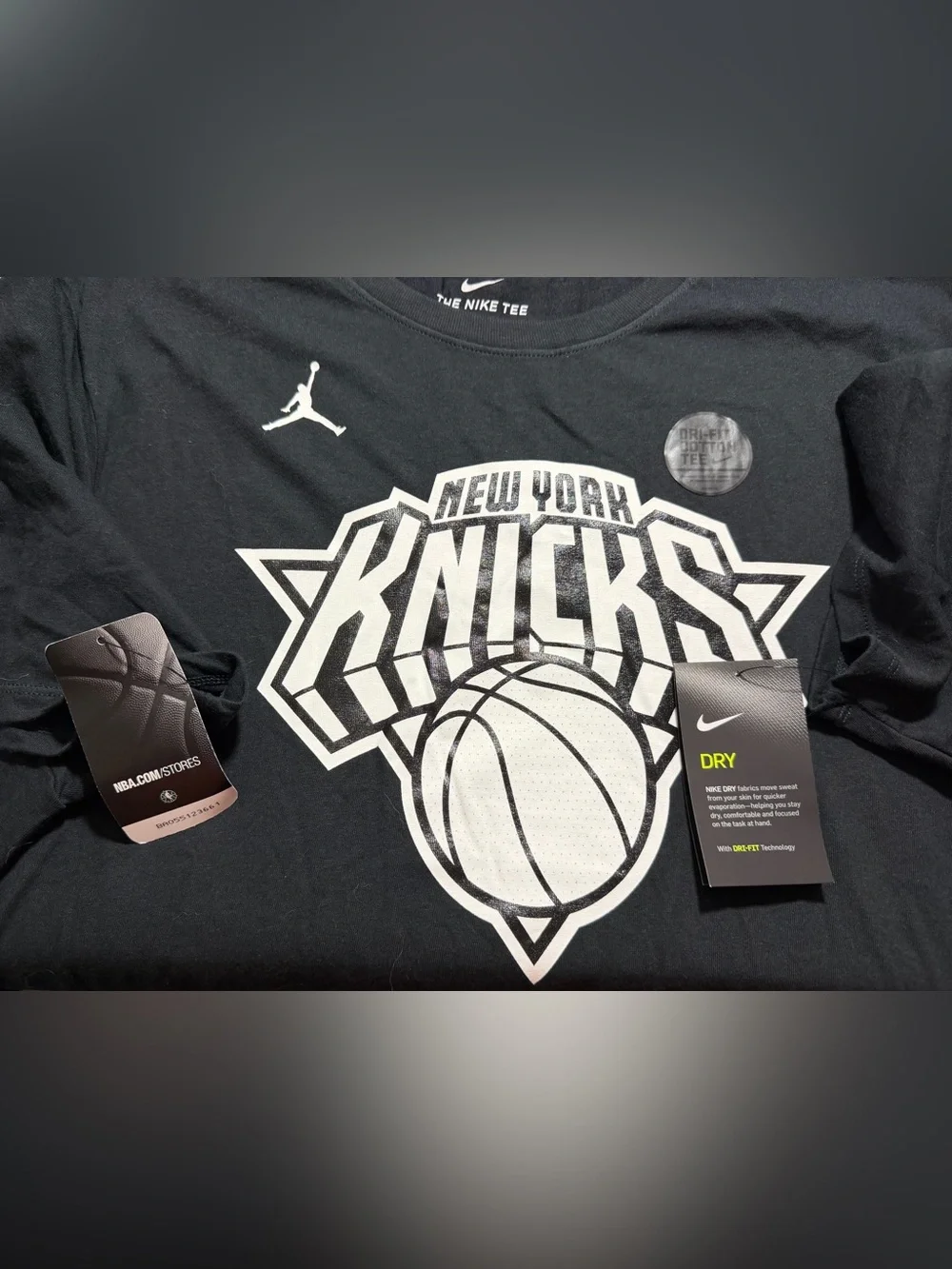 Jordan Men’s Black New York Knicks Graphic Tee with White Logo